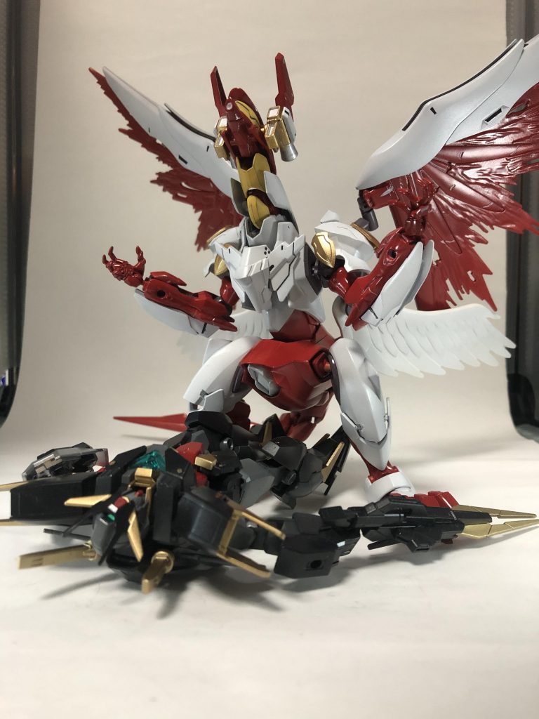 「ジークダナジンノヴァレベル3の効果！お前のガンプラに激突だ！！」

敵ガンプラを撃破し歓喜と勝利の雄叫びをあげるジークダナジンノヴァ