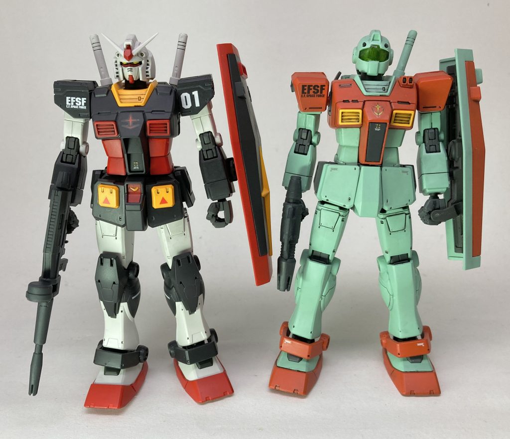 胴パーツをジムのと取り替えてます。好みの問題ですが、この太さのほうがしっくりする気がします。元のままだと腰パーツの太さに負けるんじゃい。