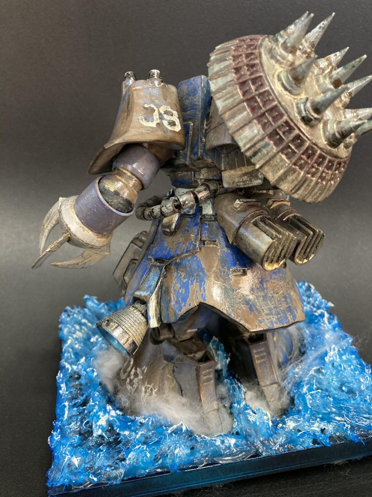 クローアームで盾を背中に背負えば、
マリオのクッパ、出来上がりです！