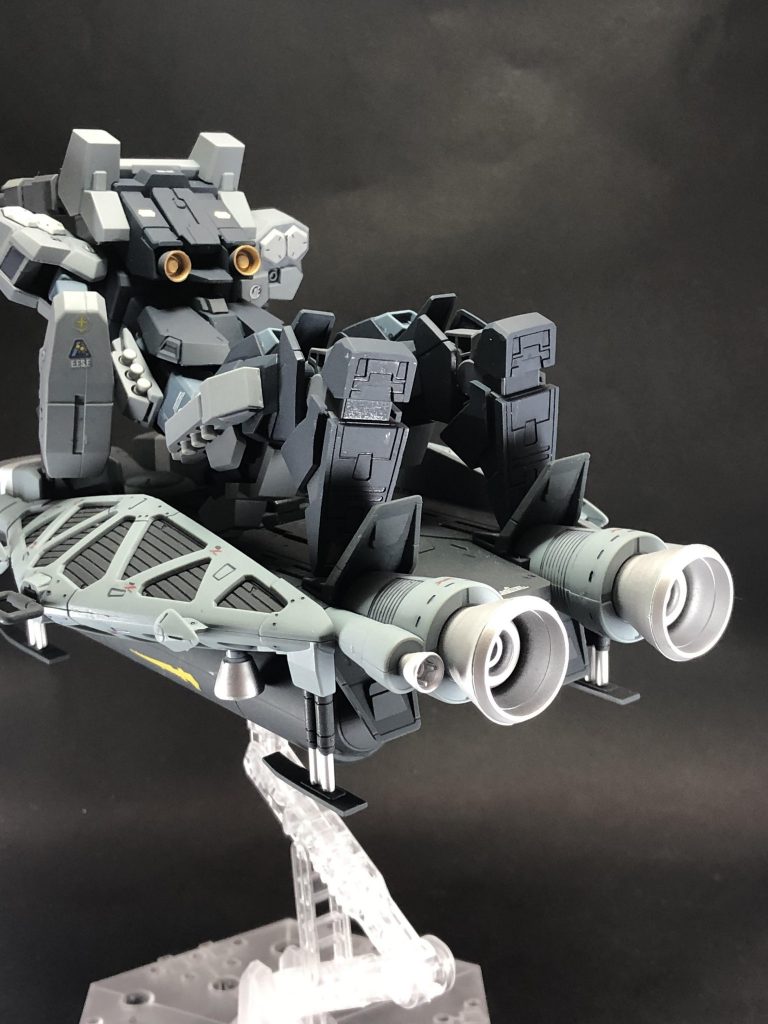 お出掛け　後ろから