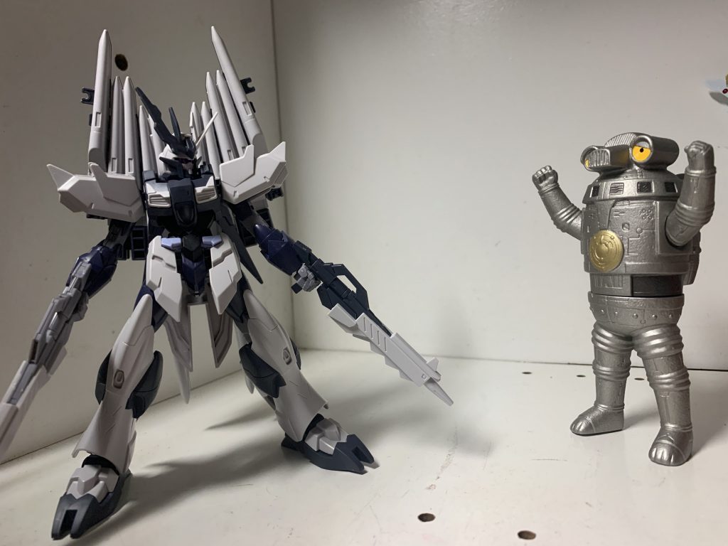 スーパーロボット大戦 侵略者と防衛隊
セブンガーは稼働時間短いから遠距離攻撃で時間切れまで手を出せなさそう