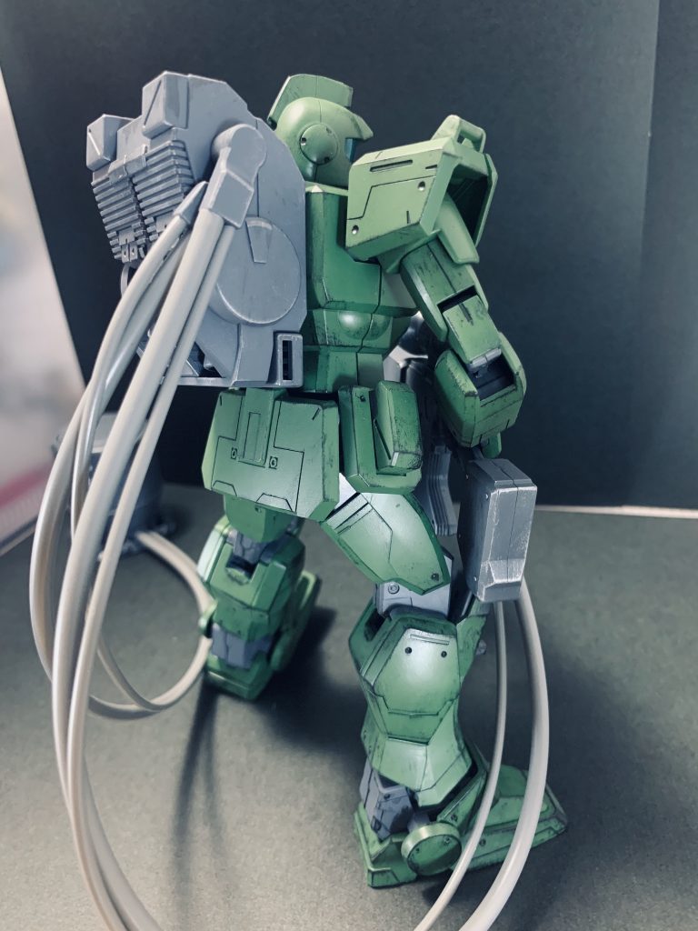 バックショット
上半身は弱めに、下半身は強めにドライブラシをかけてみました