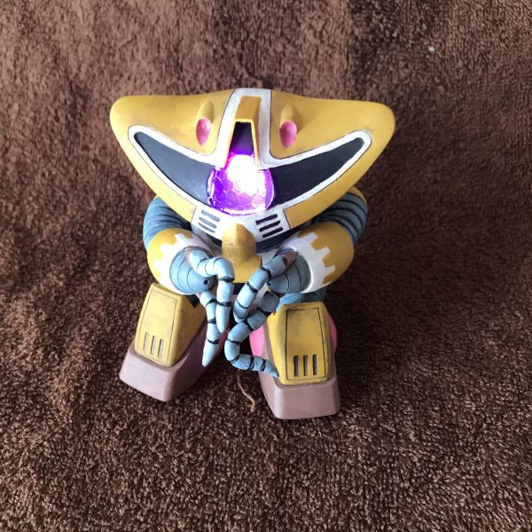 おすわりアッグガイ