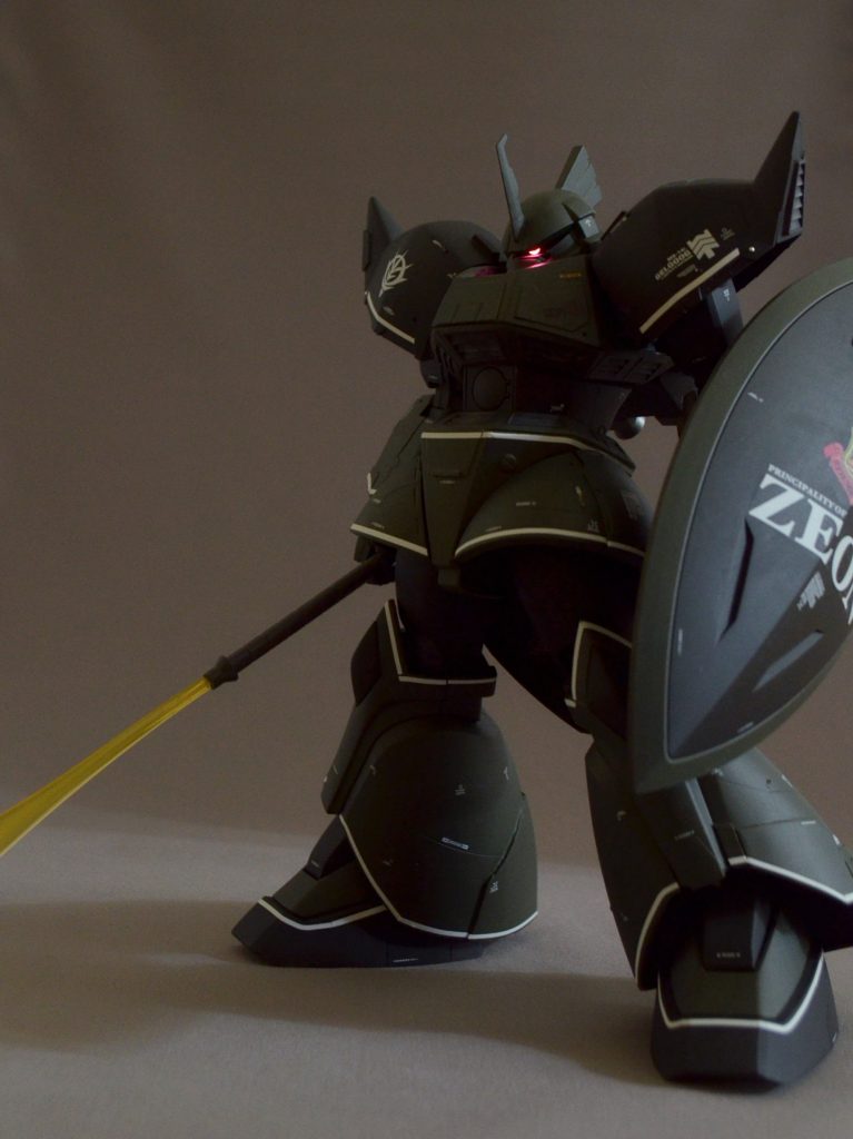 白のラインがポイントになって結構気に入ってます!