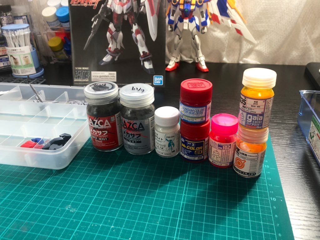塗料の選定を色々考えておりました。