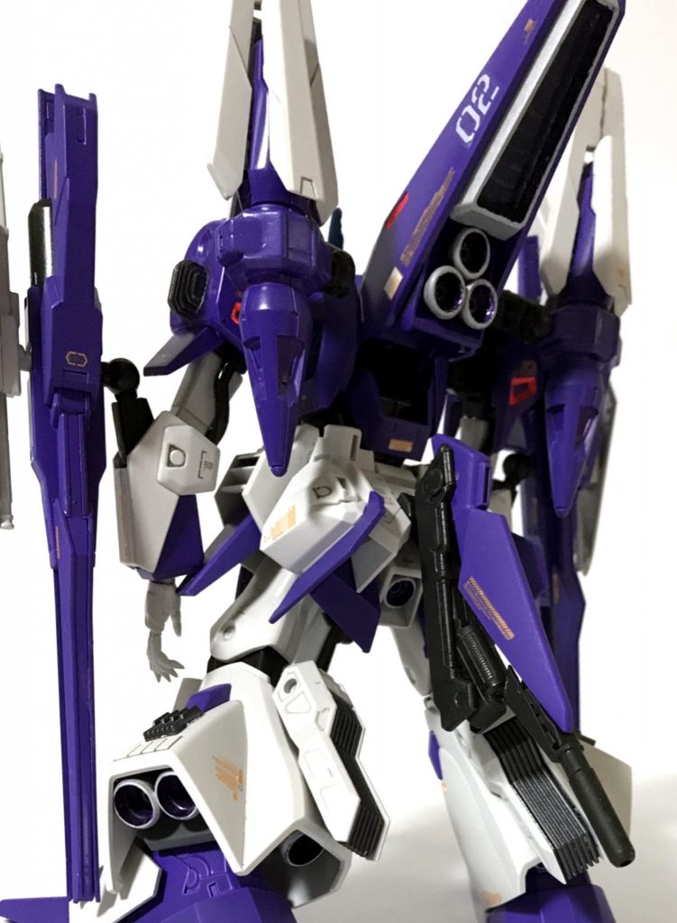 サブウェポンにサブアームとAGE2マグナムから『シグマシスファンネル』を拝借。
サブアームにはビームライフルを標準装備。
シグマシスファンネルはファンネルとしての機能を無くし、シグマシスキャノンとしての装備しています。