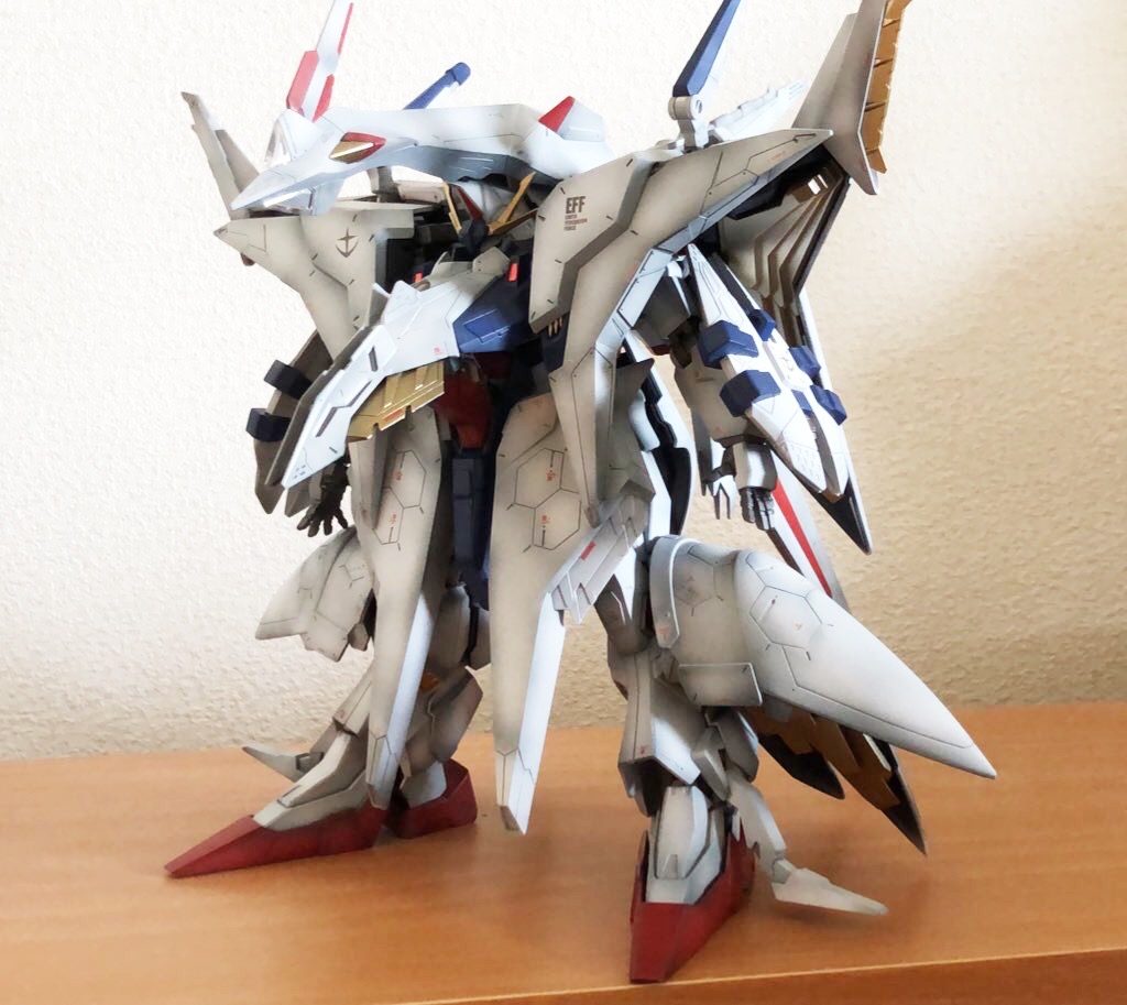 関節のヘタリと置くところに困ります。