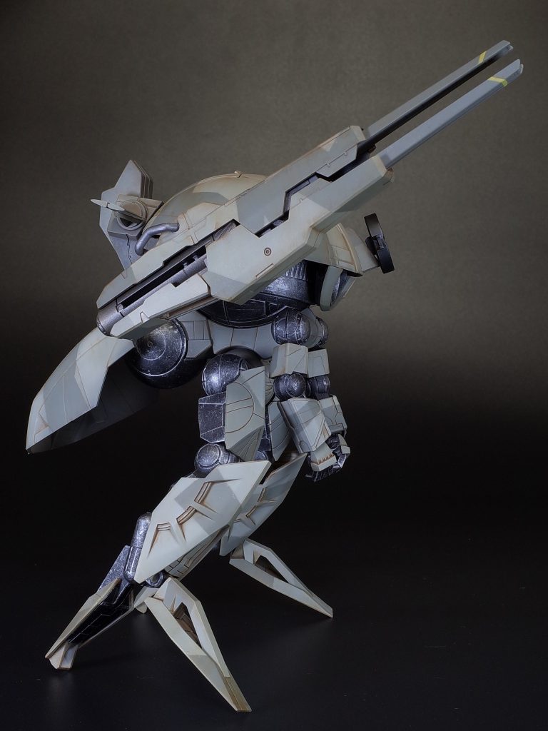 側面2
レールガンはヴァーチェのGNバズーカとダブルオースカイのランサーミサイル