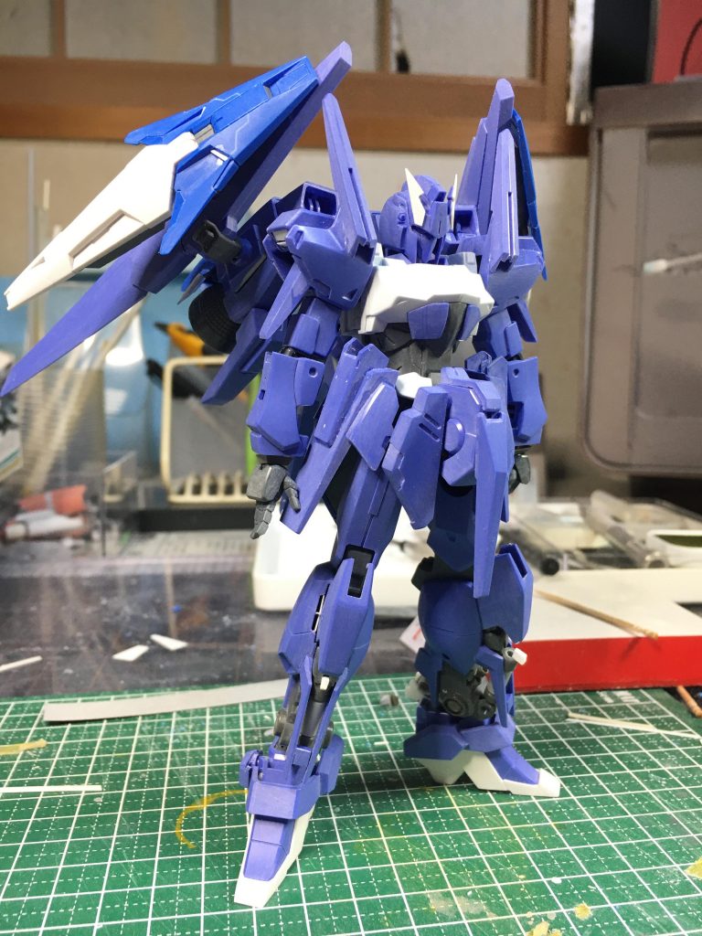 アクティブバインダー(マント)無しの状態のサフ前です
百万式が色濃く残ってます