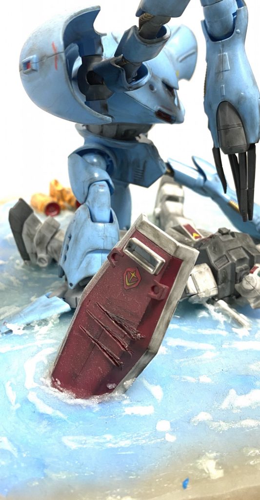 沈みゆくシールド。クローで払われたようです