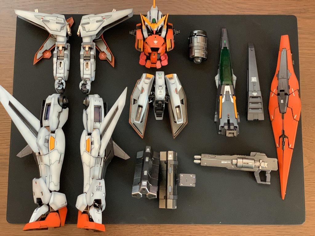 最終組立前

最後までご覧頂きありがとうございました🙇‍♂️