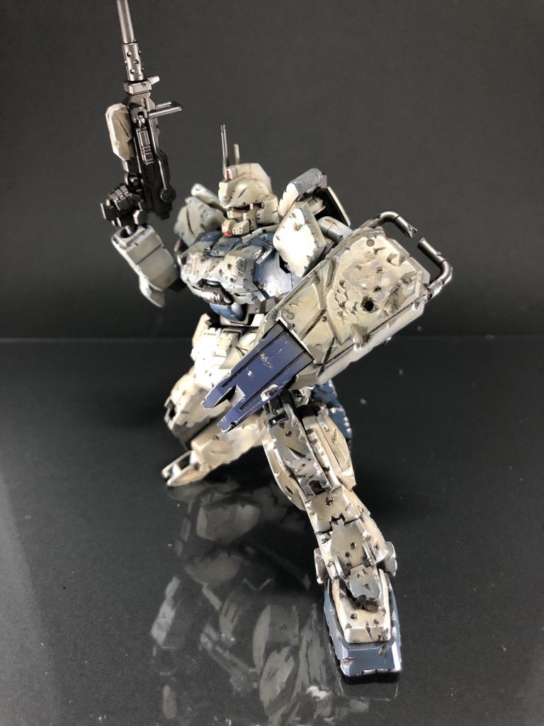 キットそのものの感想にはなるんですが2013年発売らしいんで7年前のキットだと思うんですが良く可動してくれるのでポージングが取りやすかったです。