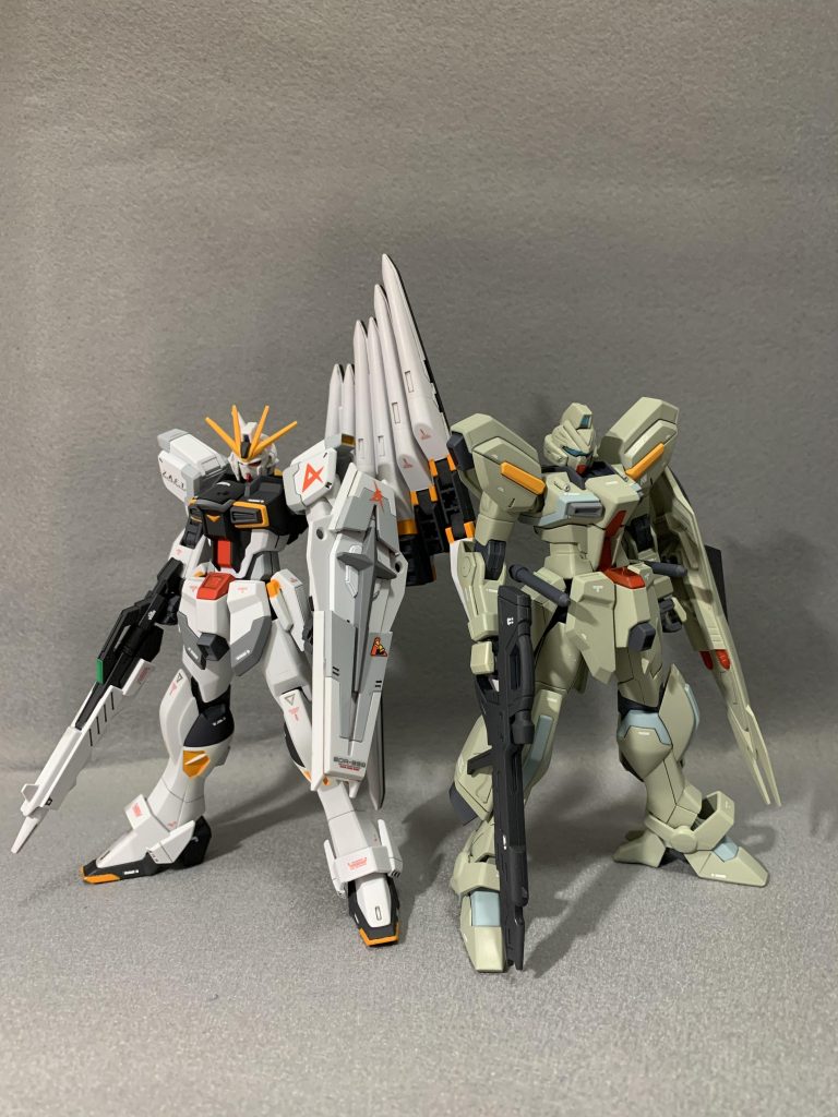 最後に前回製作したν-インパルスと撮影。
閲覧ありがとうございました(o_ _)o