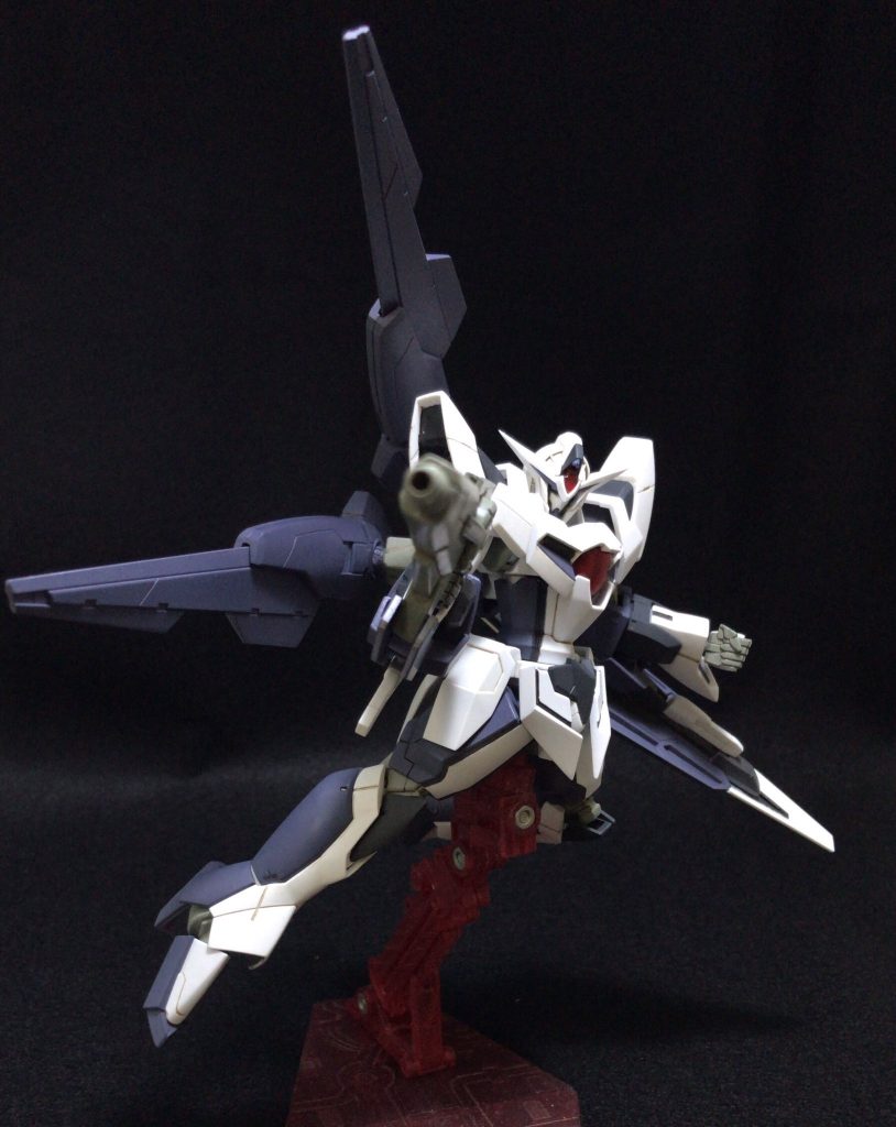 アタックモード
後ろの羽は動かす時、めんどくさいです。笑