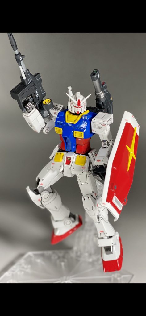 ニューガンでよく見るポージングかなと思ってしまいます。