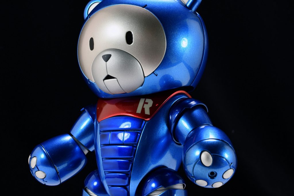 お嬢の専用エンブレムを胸に…