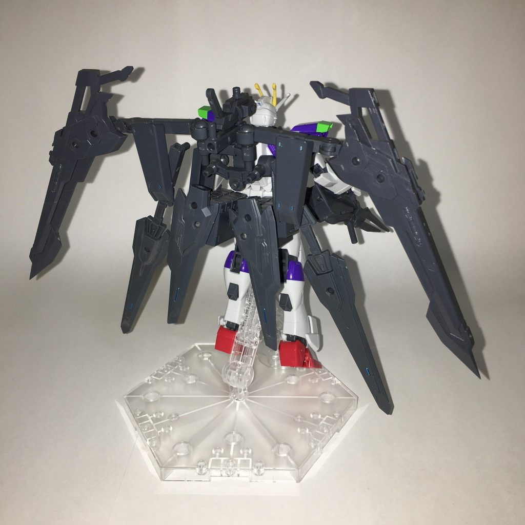 攻撃形態、背面。