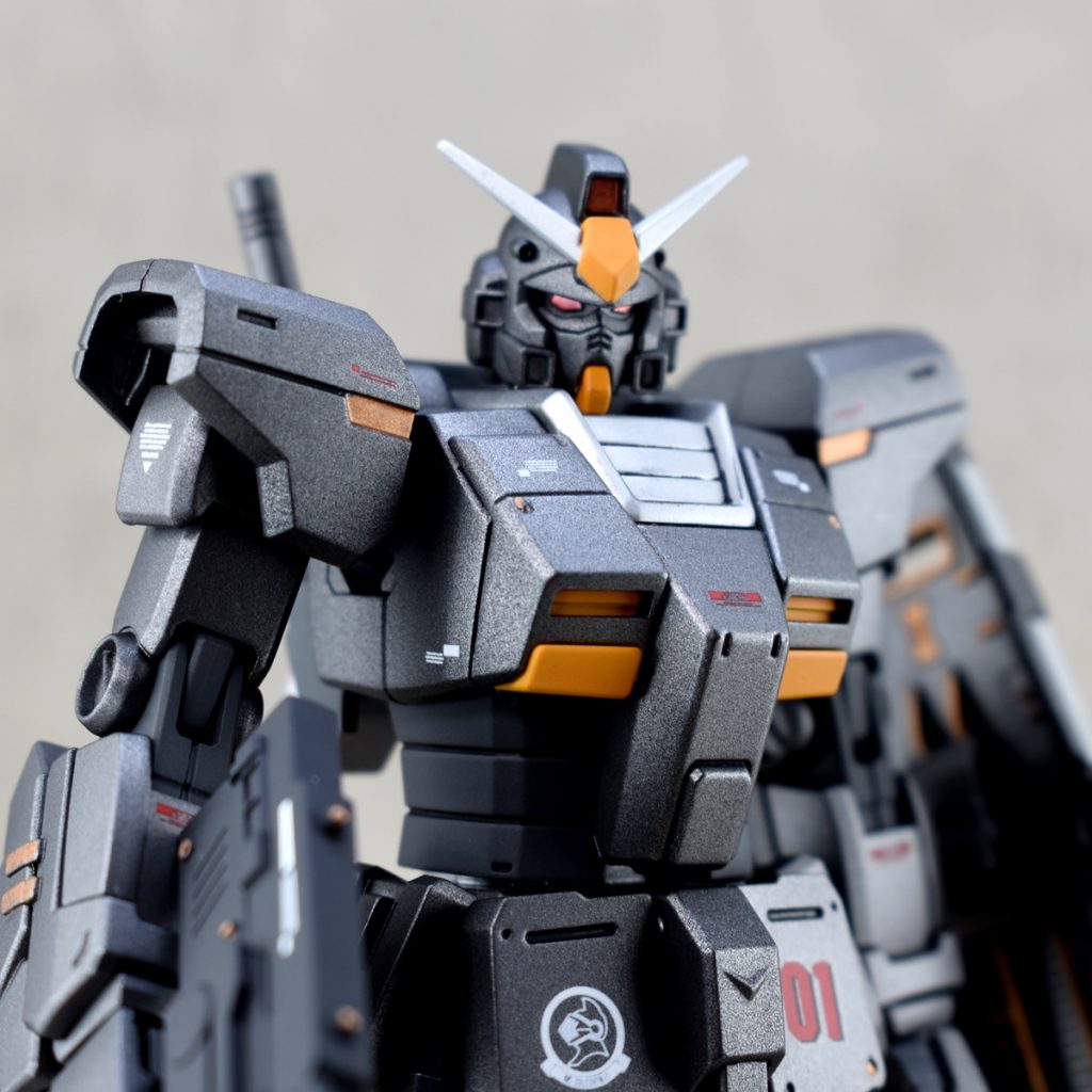 おまけでガンダムヘッドも作ってみました。