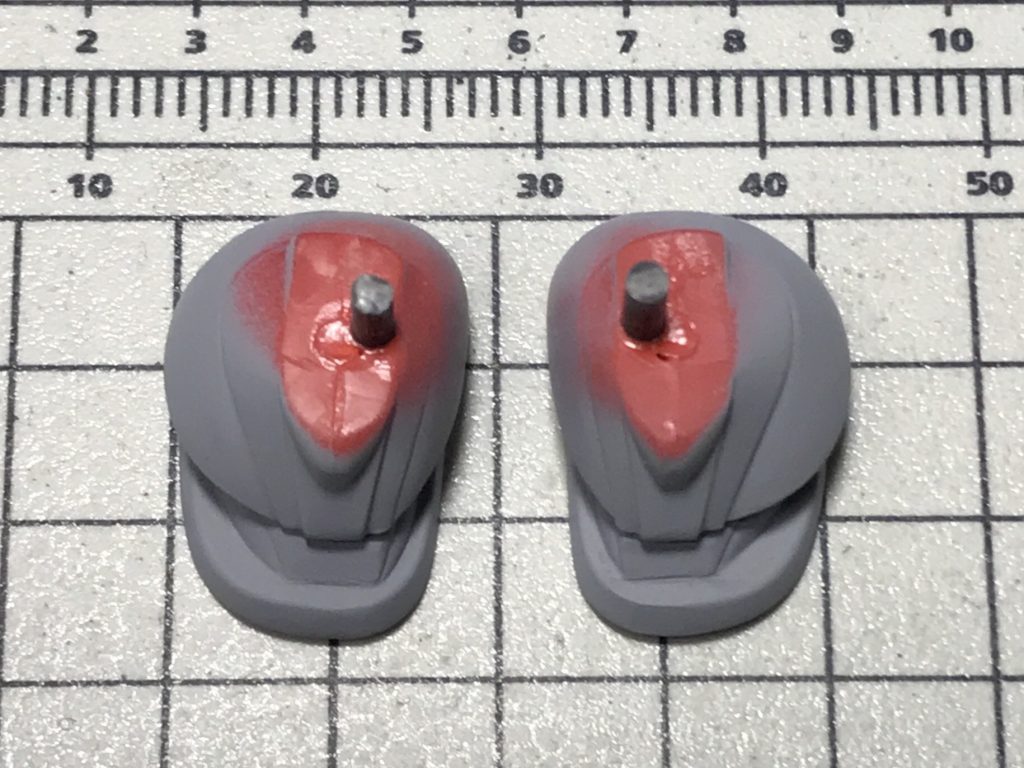 足のピン位置変更