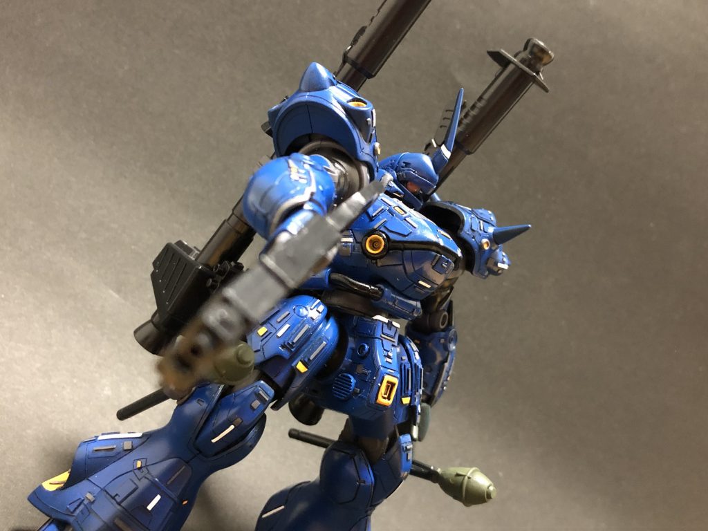 今回は派手なアクションとらせなくてもカッコよくみえるようにするのもサブコンセプトでやってるので、立たせているだけでもカッコ良く見えてます！(自分補正あり)

是非みなさんもケンプファー制作してみて下さい^ ^