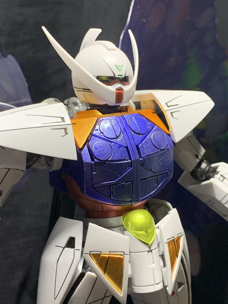 青いパーツがムラムラに…😭上記の通り、ガンダムマーカーエアブラシは広いパーツの塗装には向かないようです