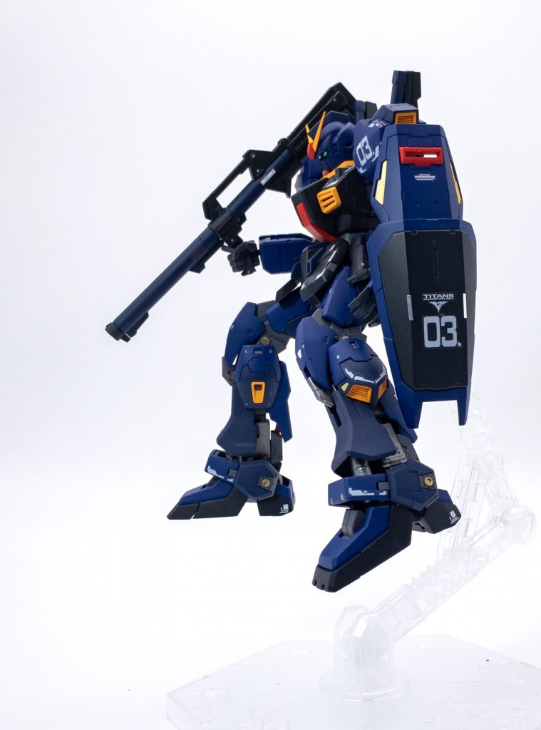 センスの問題で躍動感のない画像が続いていますが、キット自体の稼働はとても良いです。