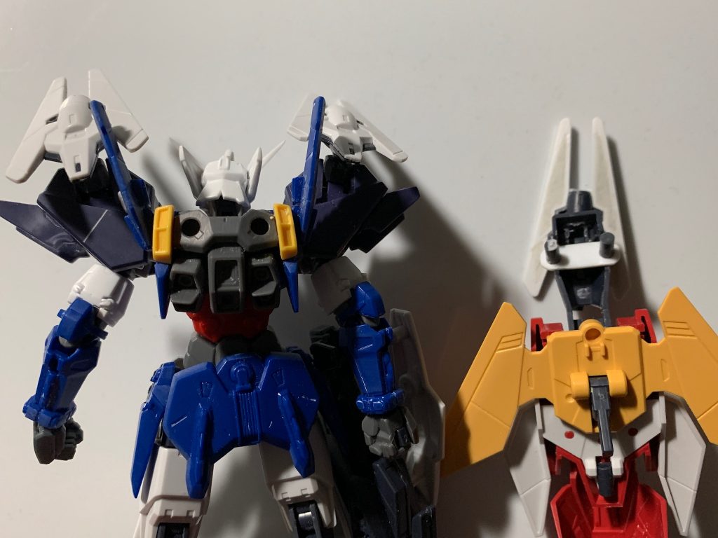 接続部を自作し、コアガンダムIIの背面ユニットをジェミナスのバックパックに組み付け