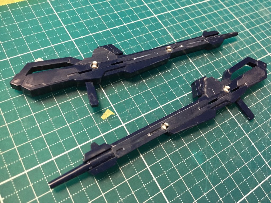 連結部分に用いたラケルタは、ドリル開口した箇所に直接埋め込み。このパーツを用いた最大の理由が【接続部をできるだけシンメトリー化する】という点。