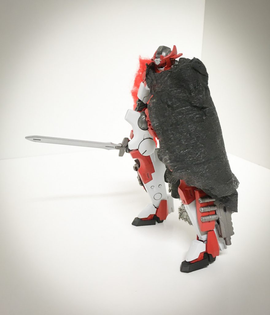 スチール・バイン
なんの変哲もない鋼鉄製の剣。
操兵用の武装として大陸中で出回っている。