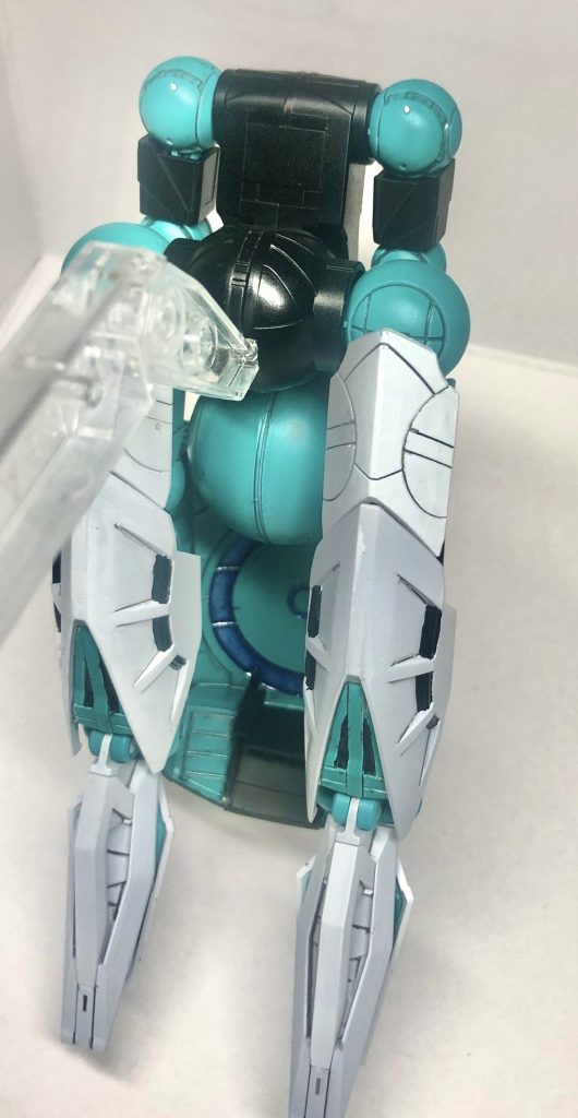 ついでに残りの下半分も
インパルスのレッグフライヤー的な感じで
まあ、普通の人型機でやったら分離箇所って頭と首から下状態なんすけどねw