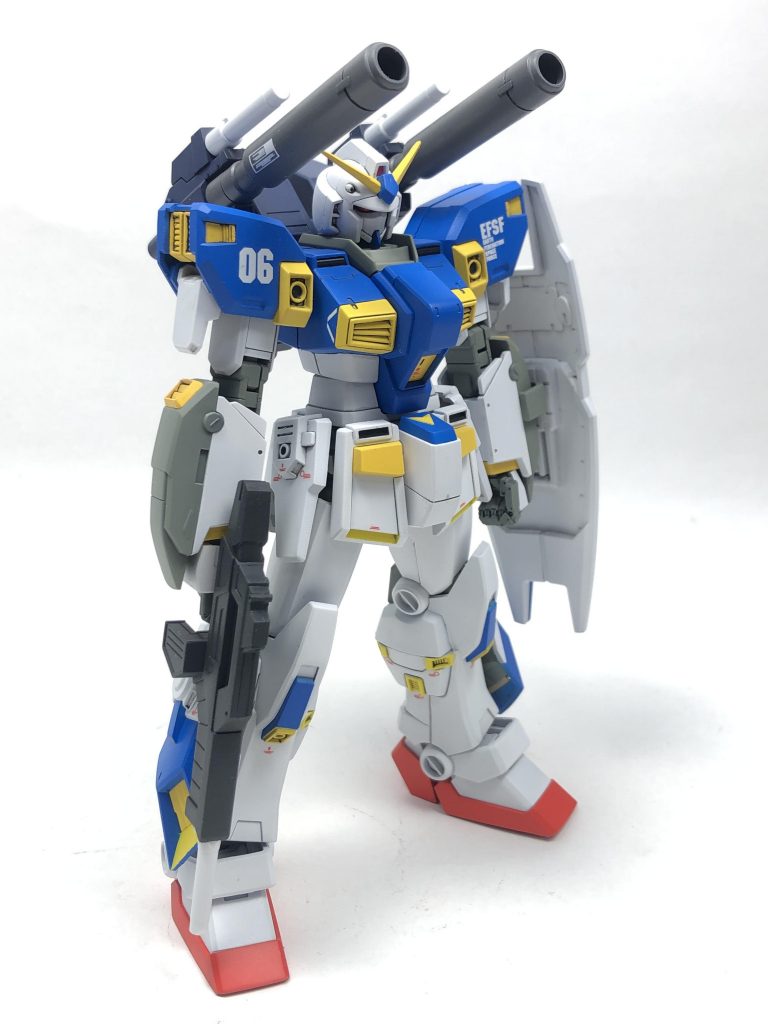 息子が大好きなガンダム–4枚目/制作者：ガト