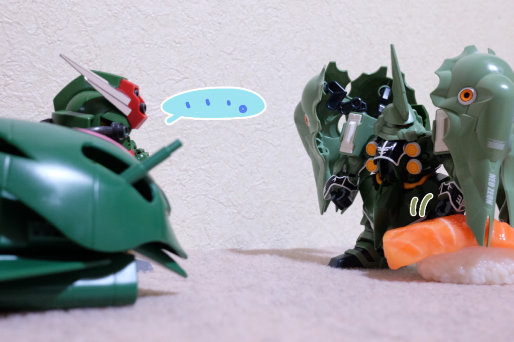 クシャ:スシは元々人が作ったものなのだが、パックや皿から逃げ出したりして野良スシになるスシが最近増えているんだ
コマンド:……