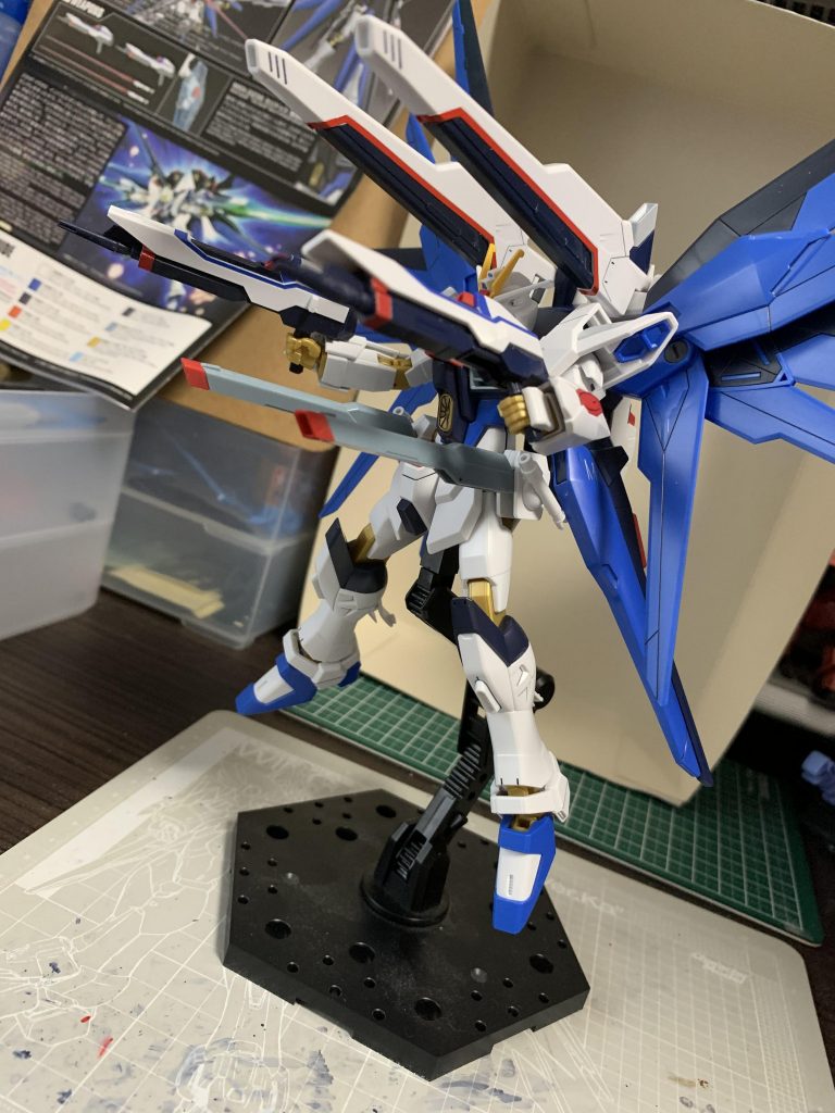 ストライクフリーダムバハムート–5枚目/制作者：フジータ@素組みでガンプラ！