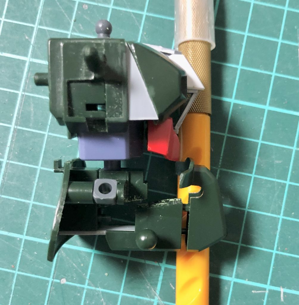 かなり前に太らせました
ハイザックなのですが、ヤクトドーガぐらい重のような印象があったので。
RGガンダムの足も使っています