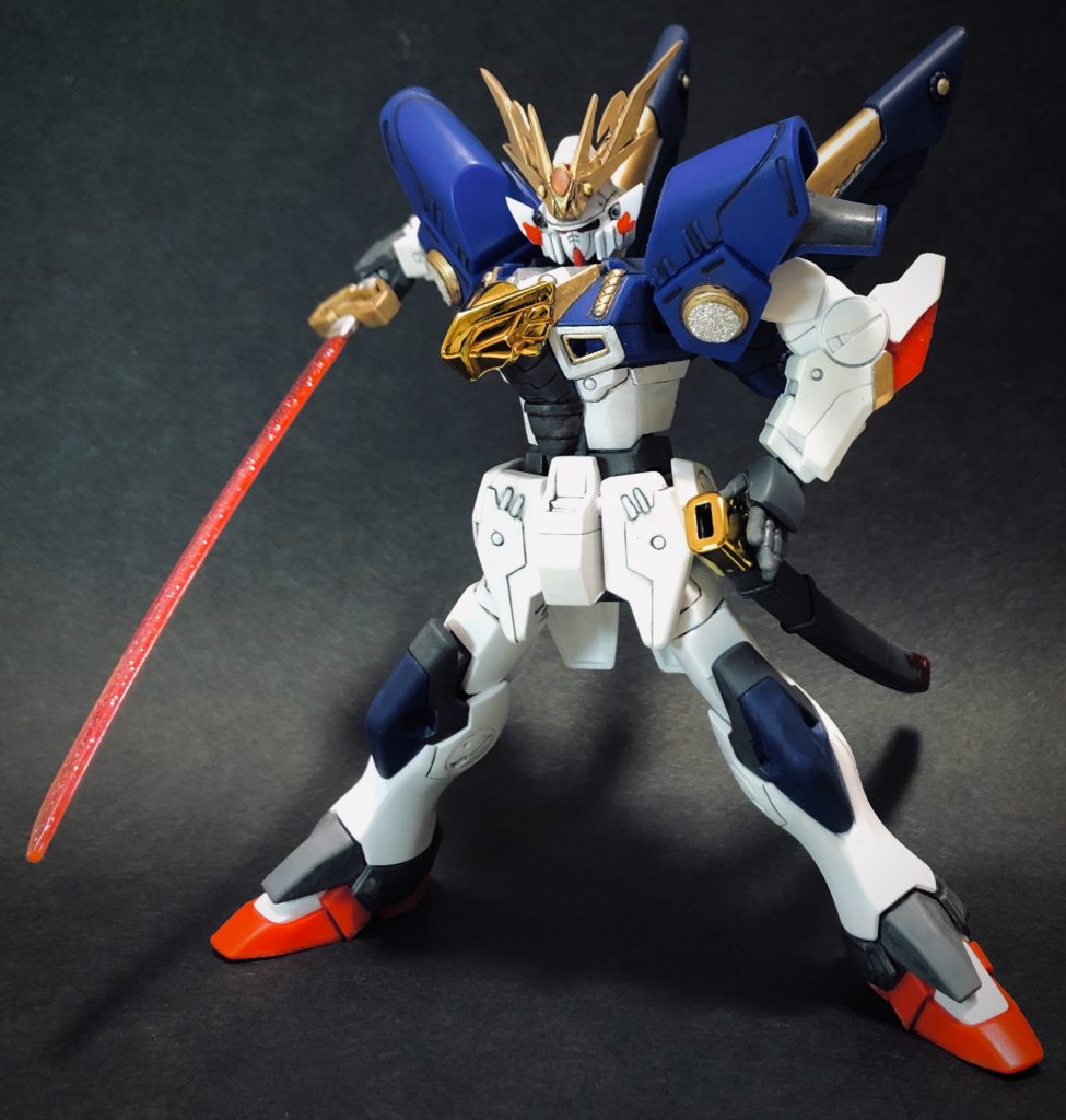 レジェンドからそのままもってきたため、肩が大きめです。
V2の関節のおかげで刀を構えたポーズが様になります。