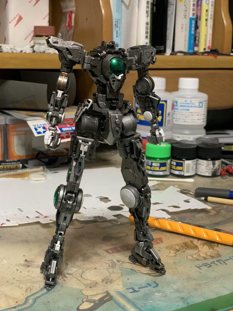 内部フレーム全てカーボン塗装です。