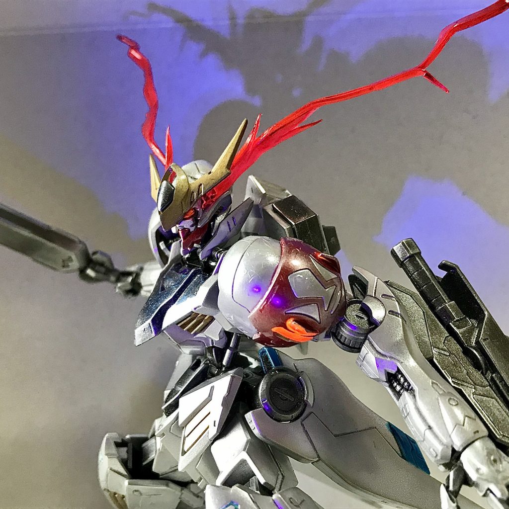 余計な鎖は外してやるから 見せてみろよ お前の力