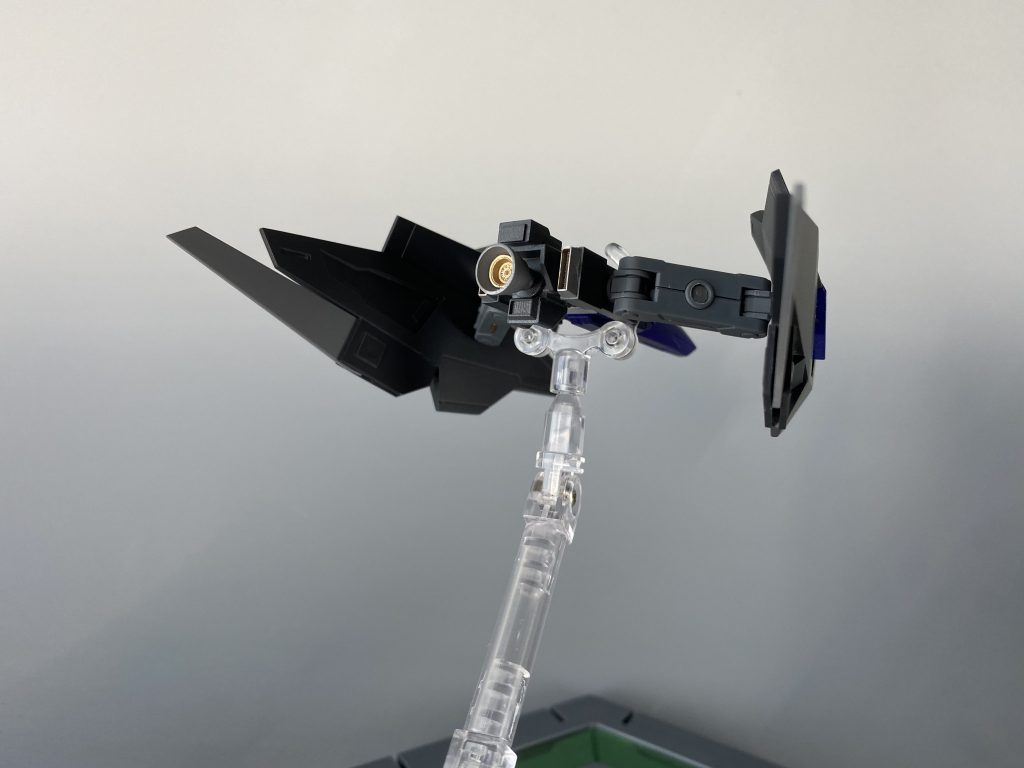 レイヴンストライカー–5枚目/制作者：久遠