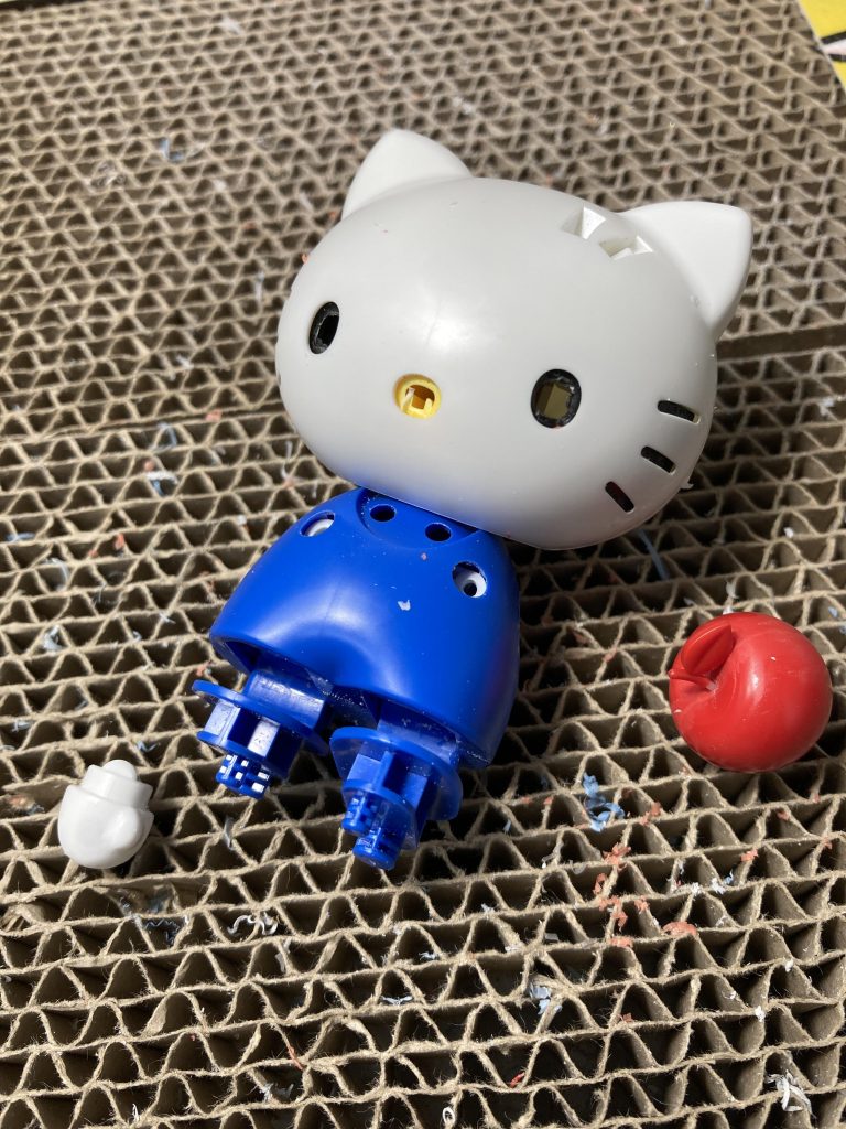 制作途中
挟み込みパーツは切り離して後ハメしましたが、クリアランスがカツカツなのでマスキングでもよかったです。