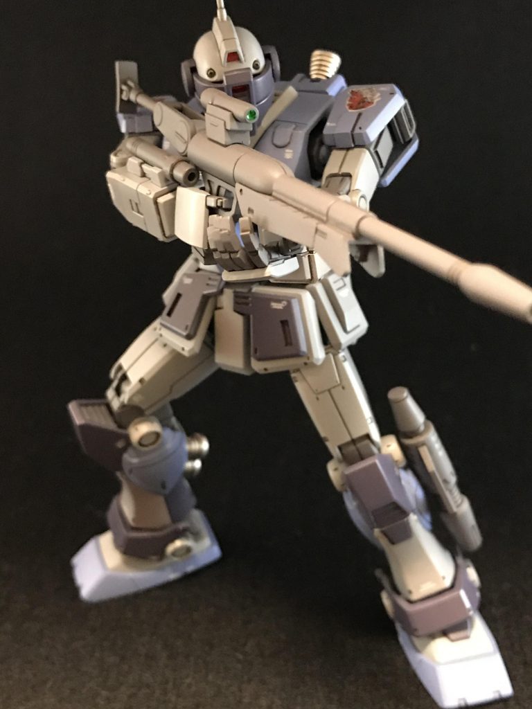 合わせ目消しは頭部とスプレーガン位です。