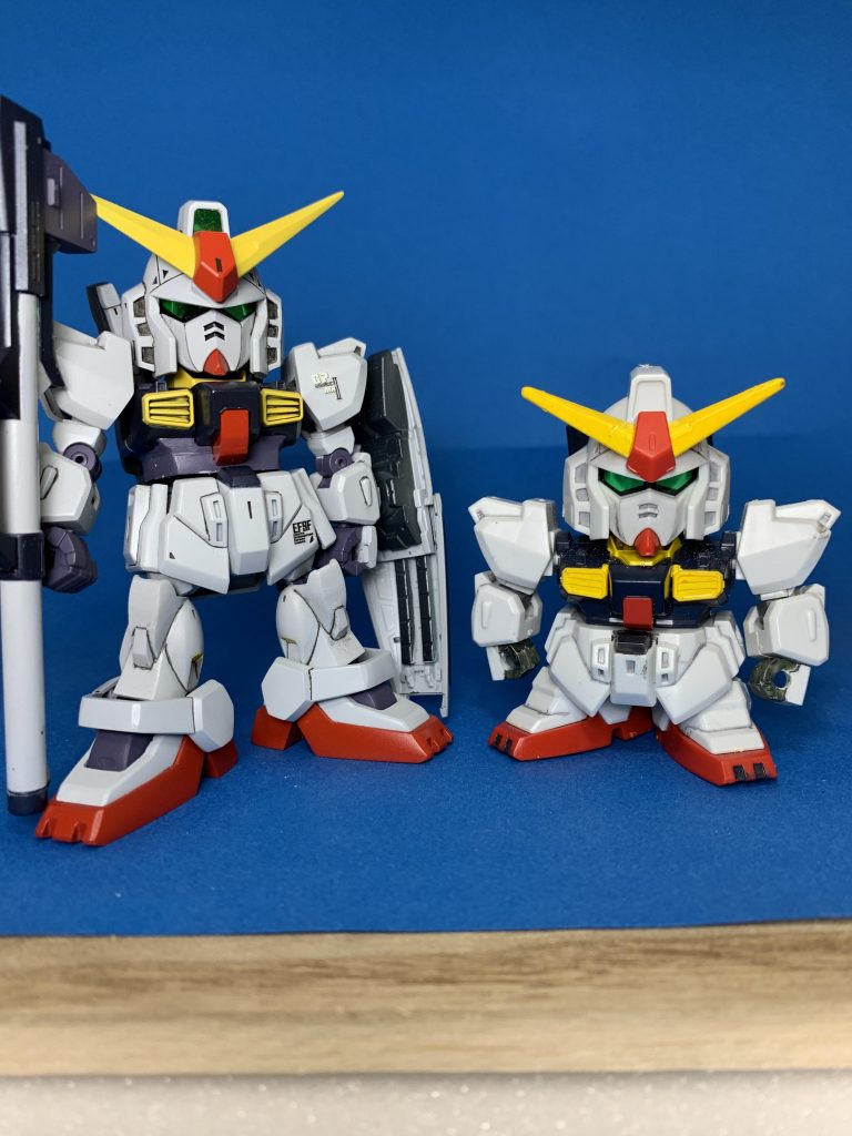 元のBB戦士と比較。