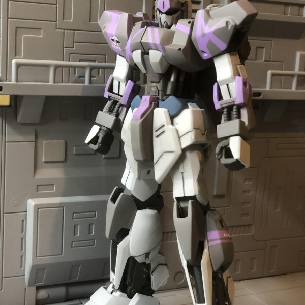 百式（zガンダム3号機カラー）