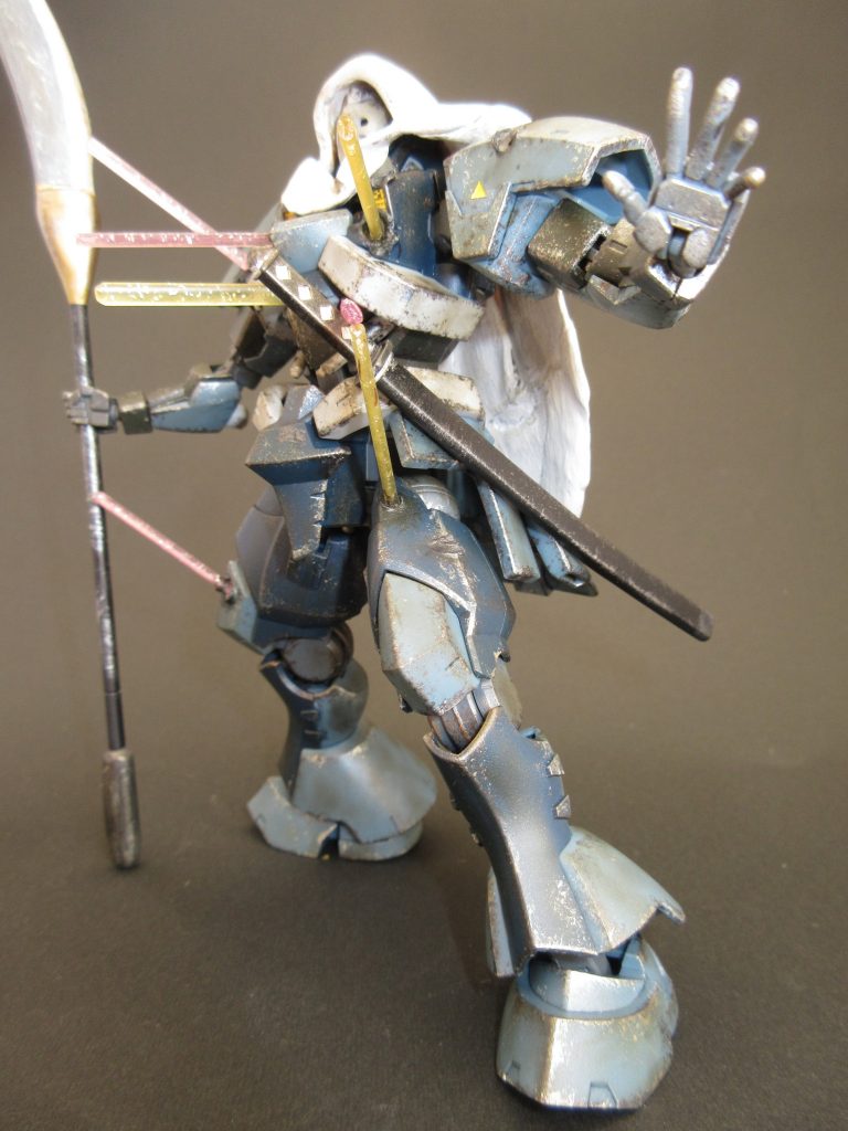 別角度から、刀はネオジム磁石を使用し、サイドアーマーにつけてます。