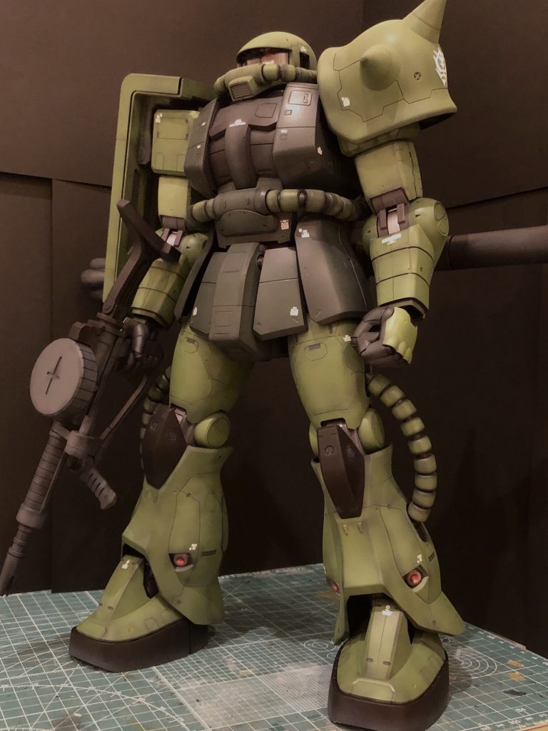 メガサイズモデル 量産型ザク–2枚目/制作者:デコポン