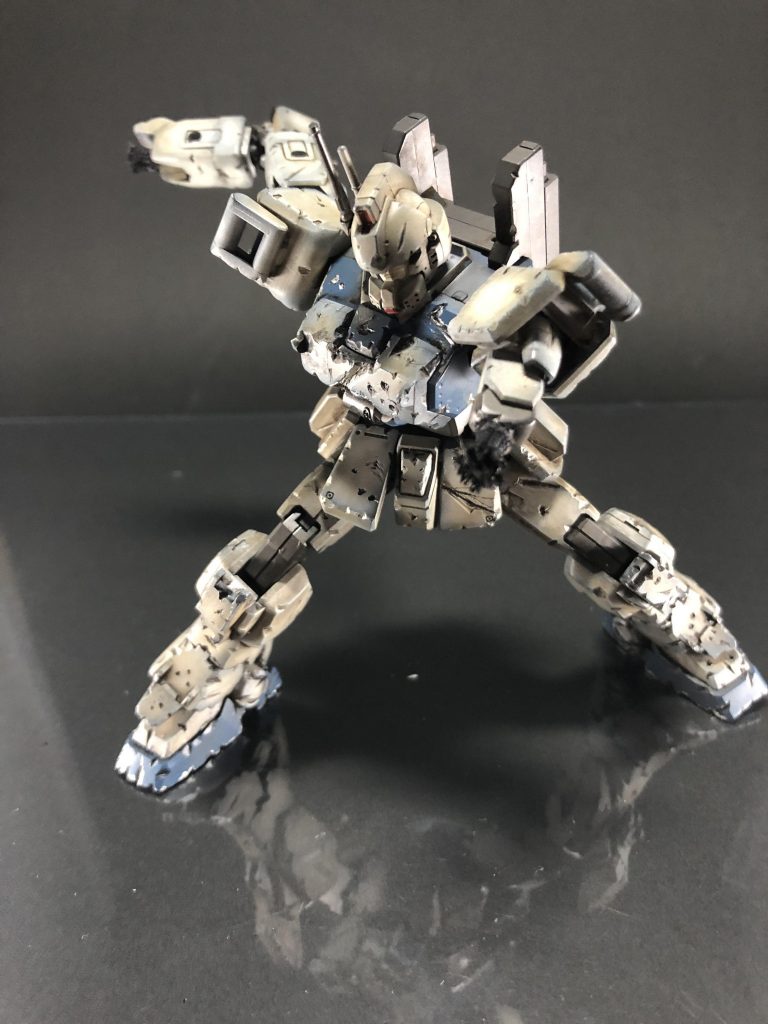 ガンダムEz8–9枚目/制作者：天頂