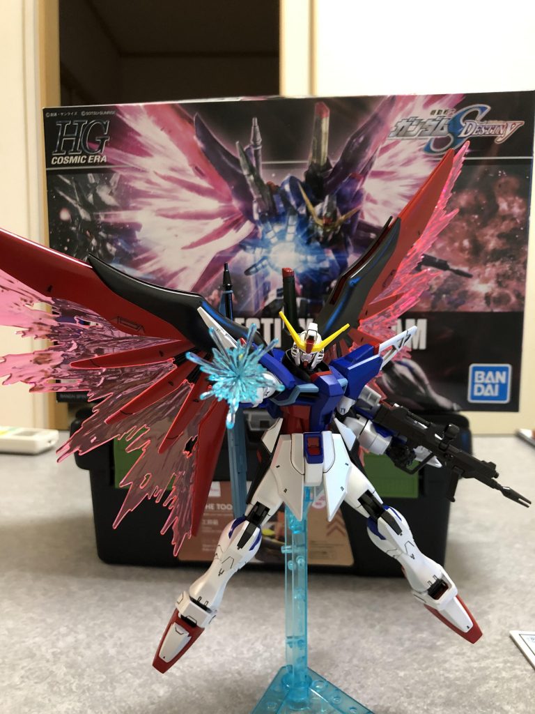 箱絵風
MMI-X340パルマフィオキーナ掌部ビーム砲
&光の翼
巷でも噂のhgce デスティニー 良キットでした( ´ ▽ ` )