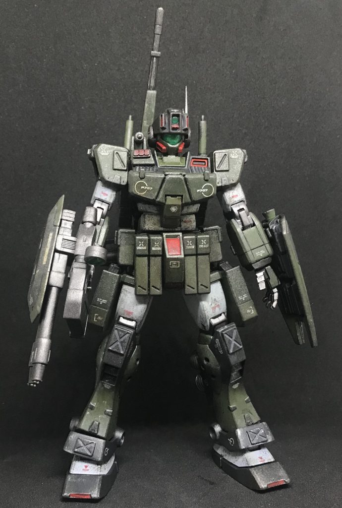 胸アーマー装着、腰部フロントアーマー、サイドアーマー変更、2連装ビームライフル装備で重装タイプに。
胸アーマーはネオジム磁石で装着に変更しています。