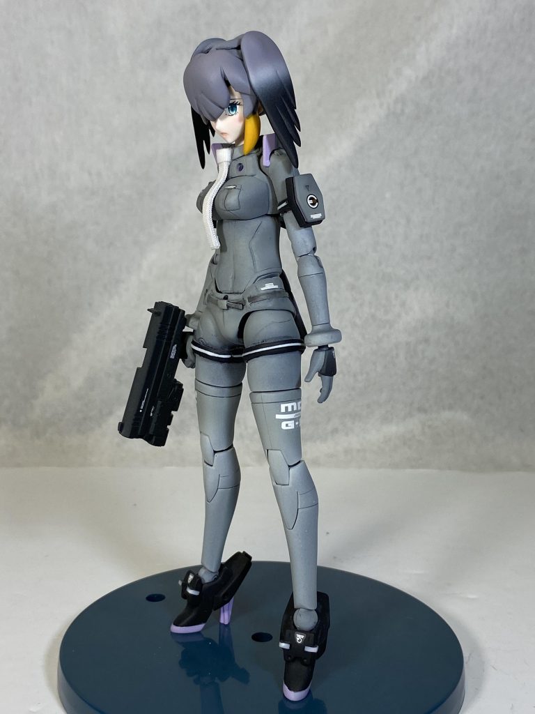 銃を持った途端、溢れ出るこの攻殻機動隊感!