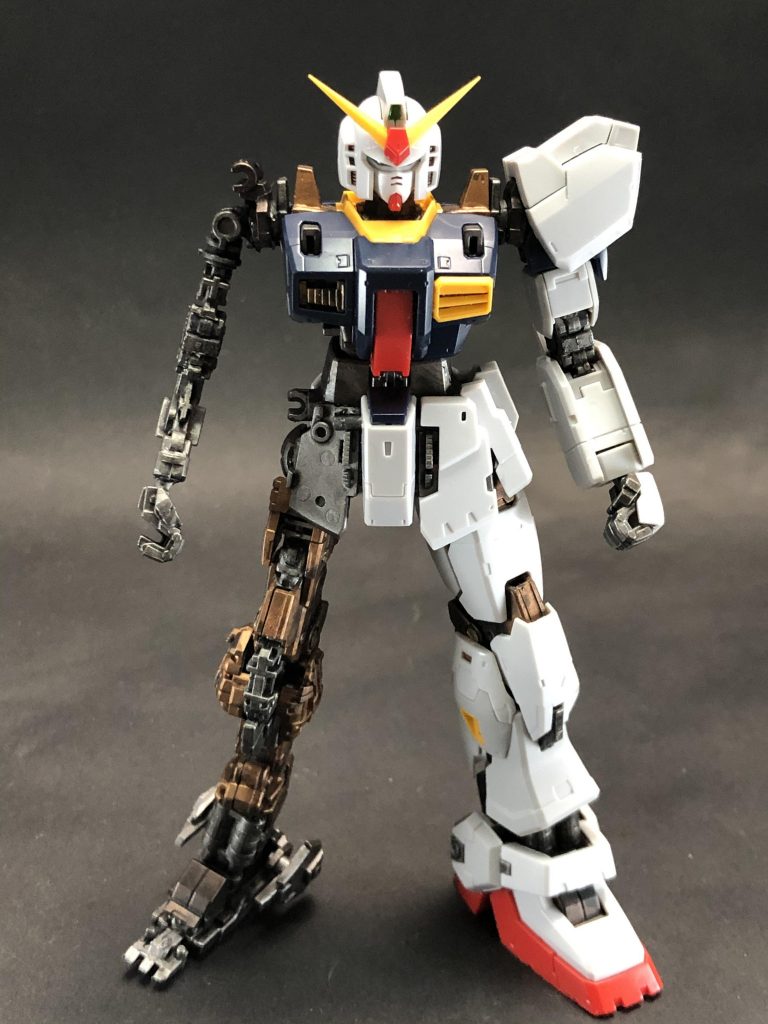 左半身に装甲取り付け後