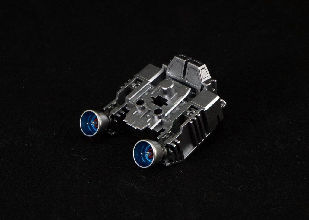 中央にピン端子?を付けてみました✨